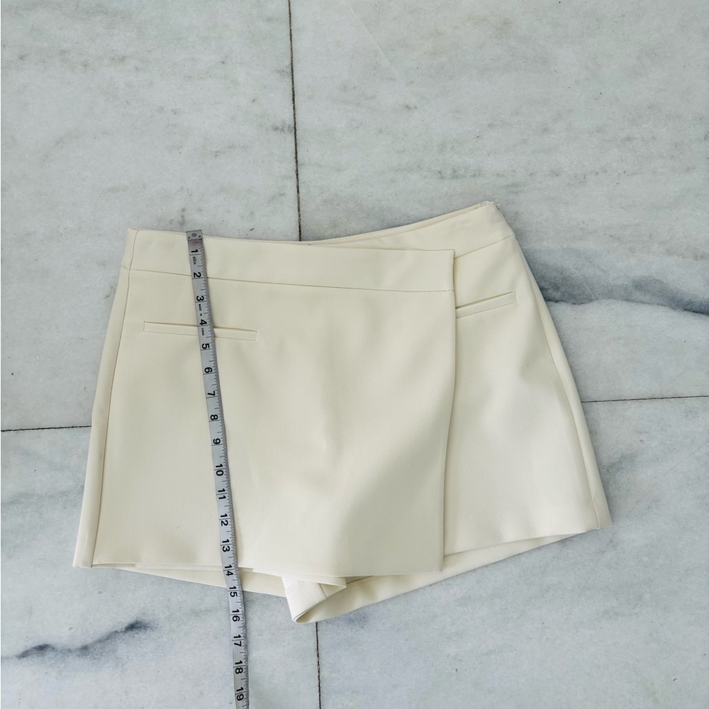 Zara Off-White Tailored Skort - Picture 4 of 12